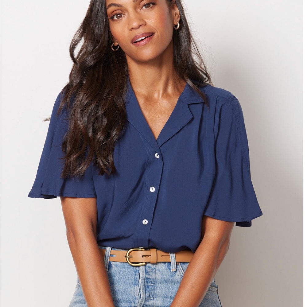 Z Supply Zena flutter Navy blouse